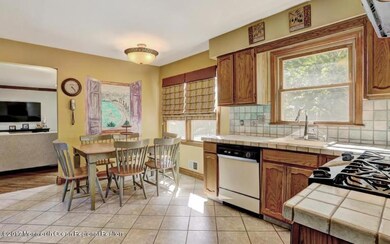 6 Jamestown pix3.pdf