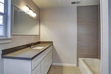 4914 Ventura Ln, Houston, TX 77021 - photo 6