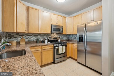 8045 Newell St unit 419, Silver Spring, MD 20910 - photo 3