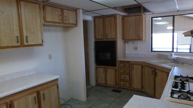 Kitchen Pic 2