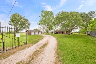 4501 Patterson Ln, Manvel, TX 77578 - photo 2