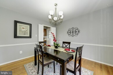 2337 N Oak St, Falls Church, VA 22046 - photo 5