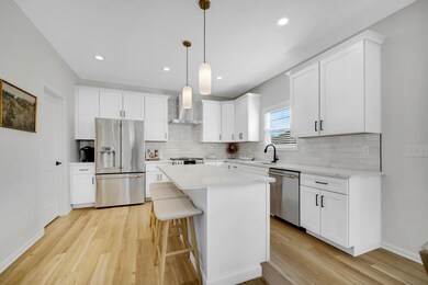 306 Holst Ln, Valparaiso, IN 46385 - photo 6