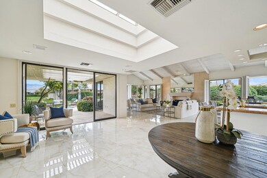 Lanai/foyer