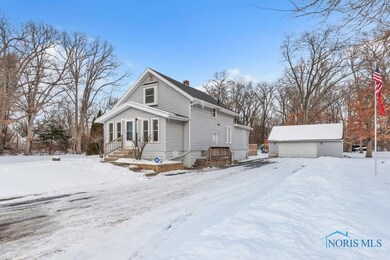 3 bedrooms (possible 4), 2 full bathrooms with a b