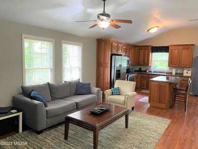 Living Room - 1
