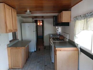 1148 Vermont 140, Middletown Springs, VT 05757 - photo 5