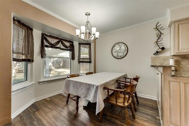 8721 Irongate Dr, North Richland Hills, TX 76182 - photo 4