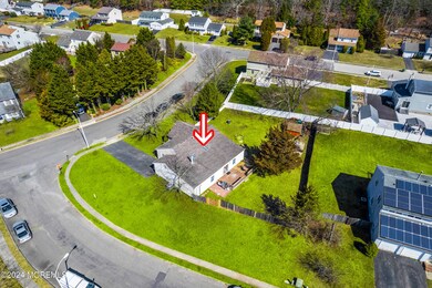 1900 Fairfield St, Toms River, NJ 08757 - photo 3