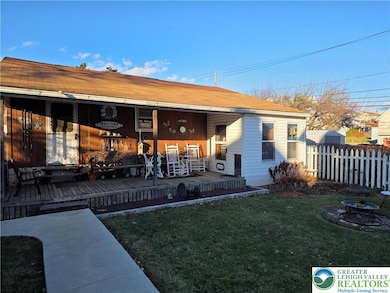 213 W 27th St, Northampton, PA 18067 - photo 7