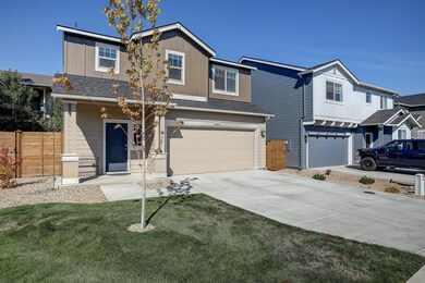 61553 SE Lorenzo Dr, Bend, OR 97702 - photo 3