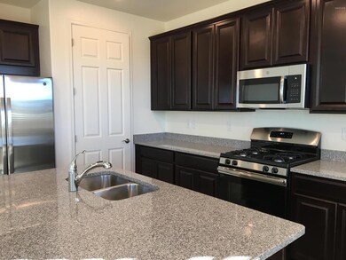2036 Acacia A Kitchen