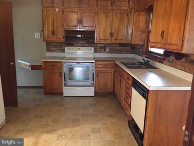 332 Longview Ave, Winchester, VA 22601 - photo 5