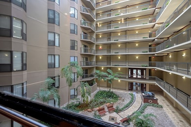 Timeless appeal. Controlled entrance 24/7