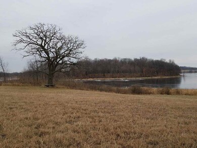 3835 Rutland-Dunn Town Line Rd, Rutland, WI 53575 - photo 5