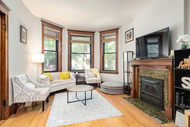 2121 W Cortez St, Chicago, IL 60622 - photo 4