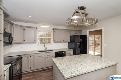 330 Navajo Pines Dr, Alabaster, AL 35007 - photo 7