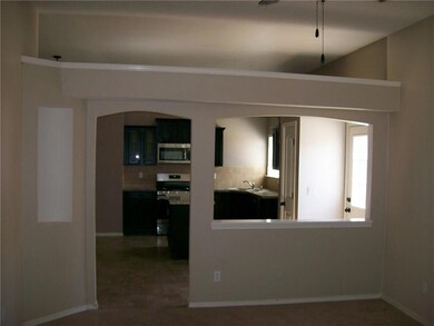 11473 Flor Liatris Dr, Socorro, TX 79927 - photo 4