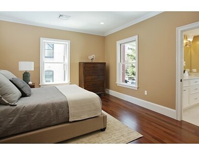 148 Fuller St unit 2, Brookline, MA 02446 - photo 6
