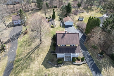 House,Barn,Garage, 1.2 acres