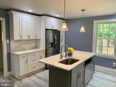 114 Stone Rd, Laurel Springs, NJ 08021 - photo 3