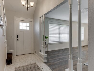 12208 Camelot Dr, Oklahoma City, OK 73120 - photo 3