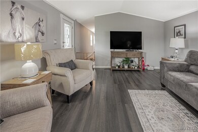 1158 Timberwood Ct, Lockport, NY 14094 - photo 7