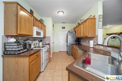 815 Wagon Wheel Dr, Copperas Cove, TX 76522 - photo 4