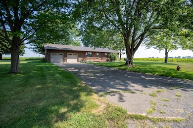 603 Broadway Ave, White Pigeon, MI 49099 - photo 2