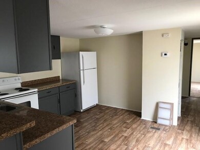 1620 E Reno Rd unit 16, Azle, TX 76020 - photo 3