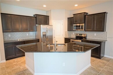 7845 Timberview Loop, Wesley Chapel, FL 33545 - photo 4