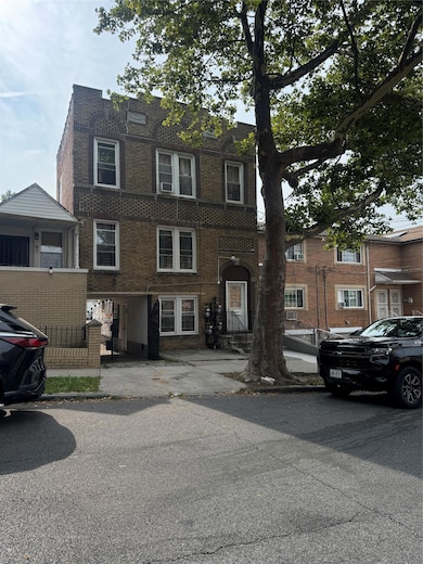 3015 Paulding Ave, Bronx, NY 10469 - photo 2