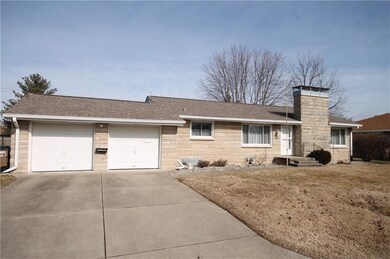 2770 18th St, Columbus, IN 47201 - photo 2