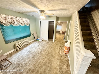 517 WEST GREEN WEST HAZ.  DIN. RM..r..