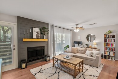 3500 Tangle Brush Dr unit 152, the Woodlands, TX 77381 - photo 4