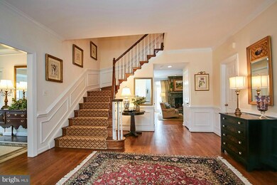 2009 Carrhill Rd, Vienna, VA 22181 - photo 3