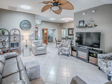 9238 SE 171st Cooper Loop, The Villages, FL 32162 - photo 7