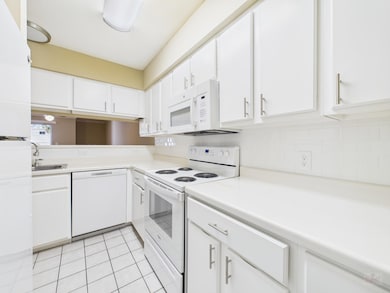 Centennial Condominiums unit 116, Austin, TX 78705 - photo 6