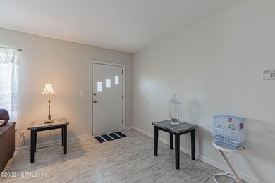 5753 Cedar Forest Dr N, Jacksonville, FL 32210 - photo 6