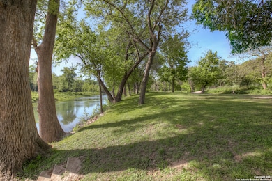 0 Ervendberg Ave unit 1798997, New Braunfels, TX 78130 - photo 2