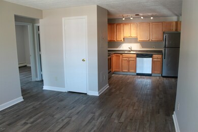 525 Calef Rd unit 28, Manchester, NH 03103 - photo 2