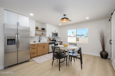 1116 E Almeria Rd, Phoenix, AZ 85006 - photo 6