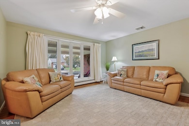 1043 Brookfield Cir, Quakertown, PA 18951 - photo 4