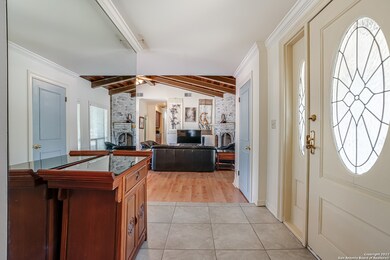 8522 Classic Oaks Ln, San Antonio, TX 78255 - photo 5