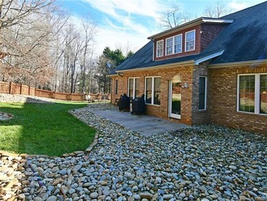 2445 Falcon Ln, Statesville, NC 28625 - photo 4