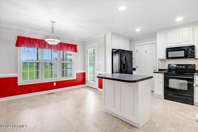 13-204 Ellington Way-13