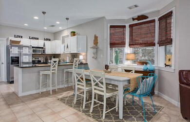 Kitchen/Dining