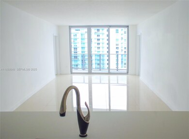 Aria on the Bay unit 4609, Miami, FL 33132 - photo 5