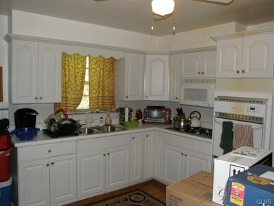 unlisted-address, Easton, PA 18045 - photo 5