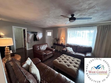 1303 E Franklin St, Clinton, MO 64735 - photo 4